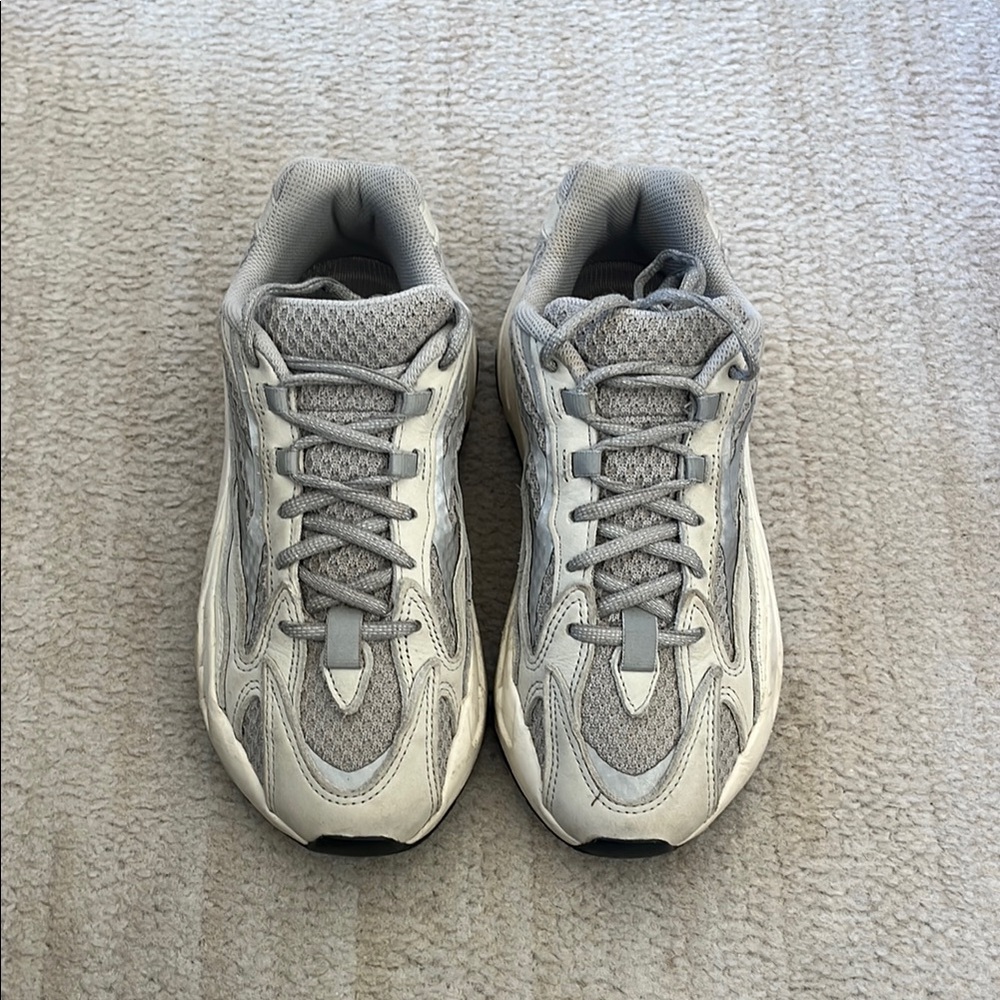 Yeezy Boost 700 V2 ‘Static’